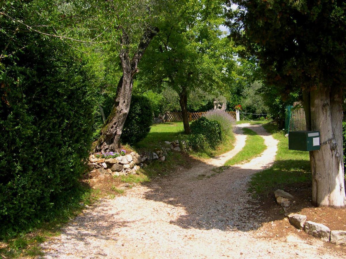 Domaine Du Parais B&B Sospel Esterno foto